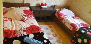 Гостевой дом Guest House Shuan Chokhuldi Стандартный двухместный номер с 2 отдельными кроватями и общей ванной комнатой-9
